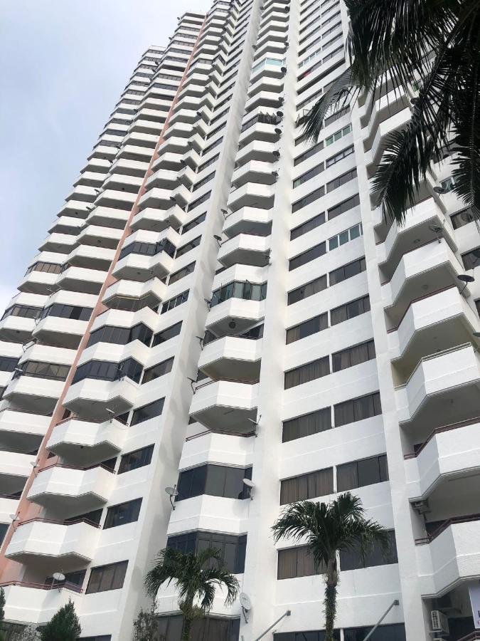 Beach Resort Home Stay Sri Sayang 05 Apartment Batu Ferringhi 2Bedroom Exterior foto
